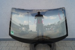 Скло лобове перед mercedes clk w208 датчик sigla 2108205710 фото №1