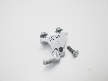 Cla ii w118 2022 петля дверь левый зад задний верхний фото №1