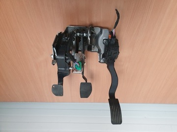 Педаль тормоза сцепления газа citroen c4 cactus 1.2 thp 9671433780 9807334080 фото №1