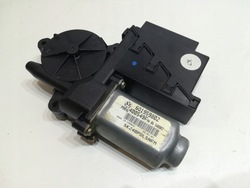 Моторчик стёкла правые перед skoda fabia i 6q1959802 фото №1