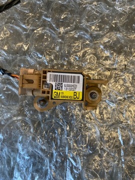 Vectra c signum датчик удару 13102027 фото №1