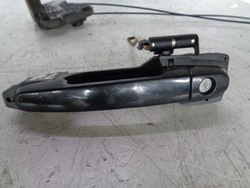 Toyota avensis ii t25 ручка дверь наружная левая перед фото №1