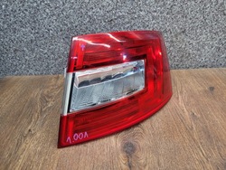 Skoda octavia iii hb лампа праві зад задня 5e5945096 фото №1