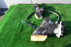 Замок двері праві зад kpl mercedes w212 фото №1