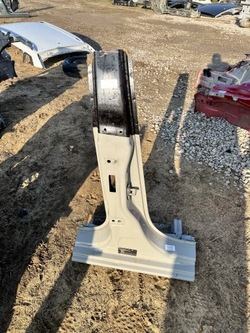 Порог стойка средний правые skoda fabia iii 14- lf7a фото №1