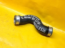 Труба intercoler passat b6 2,0tdi 1k0145832e фото №1