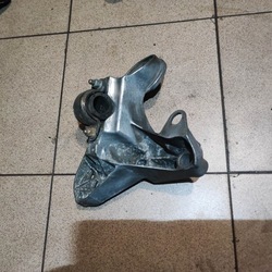 Лапи двигателя правая audi a6 c5 s6 4.2 v8 фото №1