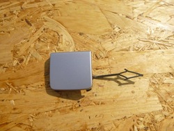 Audi q2 16-20 заглушка фаркоп hak бампер зад 81a807441b фото №1