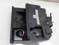 Audi 80 пепельница фото №1