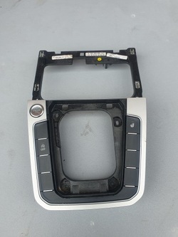 Рамка захист тунелю vw passat b8 3g1864263 фото №1