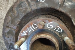 Ступиця заднього правого колеса volvo v40 cross country 526 31314457 1.6l фото №1