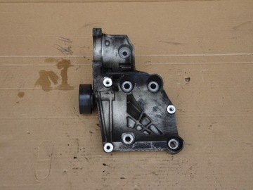 Opel insignia a 2.0cdti лапи крепление генератора фото №1