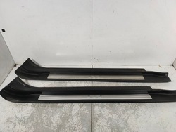 Планка порогова права audi tt 8n0853492c фото №1