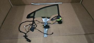 Скло двері лівий перед джгут підйомник планка накладка kia sportage v фото №1