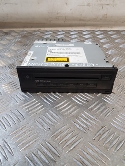 Чейнджер дисків cd 4e0035110a 4e0910110c audi a6 c6 10r- фото №1