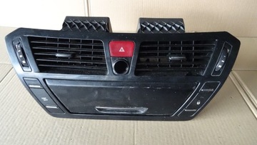 Citroen c4 picasso решітка повітропровід 9683265580 фото №1