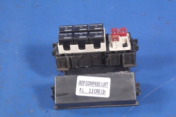 Коробка запобіжників compass i 13r 68094116ad фото №1