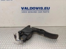 Педаль газа mercedes-benz zgs0130018 1.6l дизель 2015 фото №1