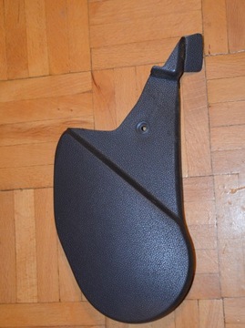 Astra h захист заглушка сидіння права 13140026 фото №1