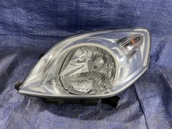 Fiat fiorino ліва лампа передня фото №1