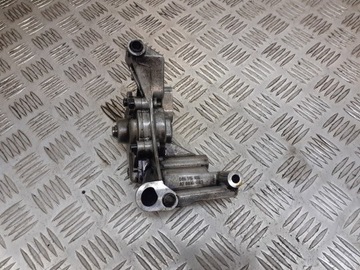 Насос масла audi a4 b6 06a115105 фото №1