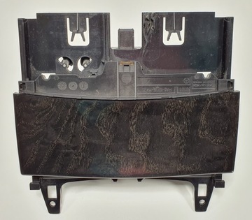 Попільничка гніздо 12v mercedes w212 фото №1