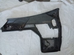 Панель під лобовим склом ліві c-klasa w205 a2058300503 фото №1