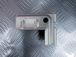 Крепление акумулятора 1s0803123 vw passat b8 фото №1