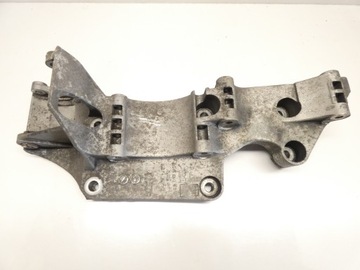 Лапи генератора оборудование vw golf iv 4 bora 1.9 tdi axr 97-05 045903143c фото №1