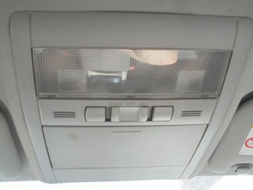 Toyota prius ii xw20 лампа освітлення інтер'єру 03-09 5d фото №1