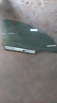 Скло двері праві перед opel corsa 1.4 06r фото №1