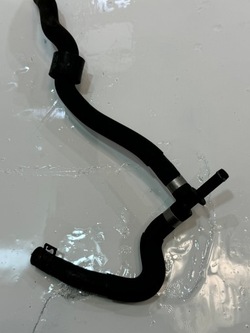 Шланг воды vw golf vii 5q0122447as фото №1