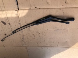 Важіль ліві праві двірники opel omega b c 99-02 90493822 24418969 фото №1