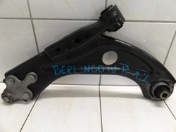 Citroen berlingo iv 2023 1.2 thp рычаг правые перед фото №1