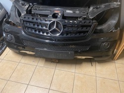 Комплектний бампер переднє pdc mercedes ml w164 фото №1
