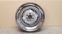 Колесо двухмассовый dsg 04c105266f a1 82a ibiza 6f taigo t-cross t-roc 1.0tsi фото №1