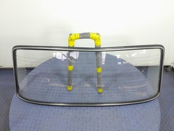 Fiat 125p стекло зад задняя фото №1