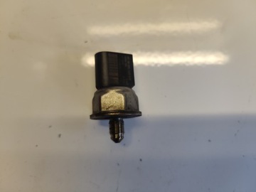 Mercedes c w204 1.8cgi датчик топлива a2711530328 фото №1