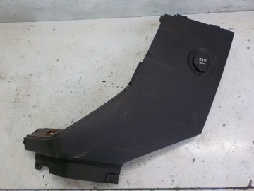 Actros mp4 розетка 24v фото №1