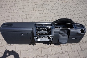 Панель консоль golf vii 5g2857181a нова фото №1