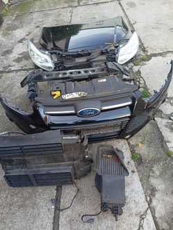 Ford focus mk3 комплектний перед код f,b фото №1