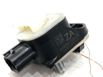 Датчик ударний toyota corolla e21 8983a-02020 фото №1