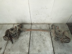 J27 балка подвешивание зад opel zafira a фото №1