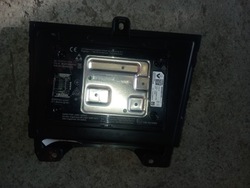 Renault captur ii зарядний пристрій індукційна 283426677r фото №1