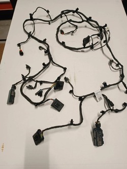 Wiąza cujników pdc modóły бампера передньої 7 g70 фото №1