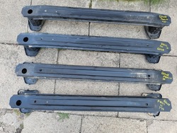 Балка бампера зад toyota prius iv 15-23 52023-47030 оригинал. фото №1