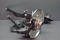 Поворотный кулак правая рычаг зад bmw 2 u06 фото №1