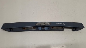 Chevrolet kalos aveo 02-07 накладка задньої кришки фото №1