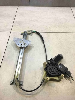 Подъемник стекла правые зад space star 0130821788 фото №1