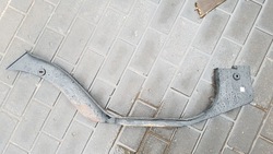 Планка захист маскувальна накладка порога права daf 45 55 lf фото №1